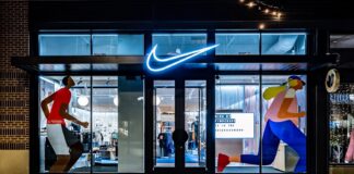Nike za połowę ceny! Dodali nowe produkty do wyprzedaży w oficjalnym sklepie Nike