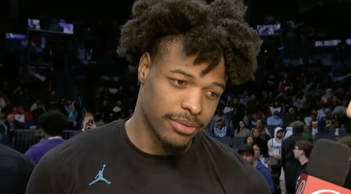 NBA: Czołowy wybór draftu wraca do ligi po przerwie. Powalczy o mistrzostwo?