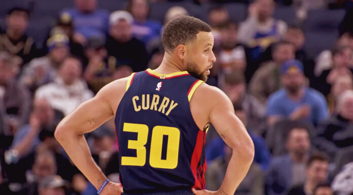 NBA: Kto jest najlepszym rozgrywającym w historii? Magic czy Curry?