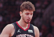 NBA: Osobisty trener Senguna: Rockets mu tego zabraniali