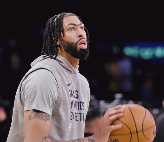 NBA: Mark Cuban mówi wprost, czy Mavs wytransferują Davisa!