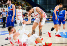 Polacy z trudem pokonują Islandię w Trydencie