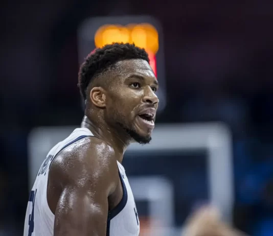 NBA: Jest diagnoza urazu Antetokounmpo. Pauzował będzie także Castle