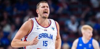 NBA: Nurkić zdominował Włochów, Jović błyszczał. Jokić na luzie