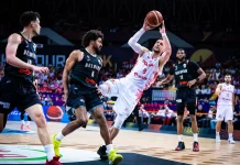 EuroBasket: Polacy przegrywają na pożegnanie Spodka, ale grają dalej!