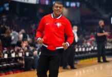 NBA: Sędziowie ze słuchawkami. Nowość na parkietach NBA