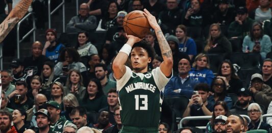 NBA: Bucks doczekali się prawdziwego diamentu. Co za start sezonu, co za historia!