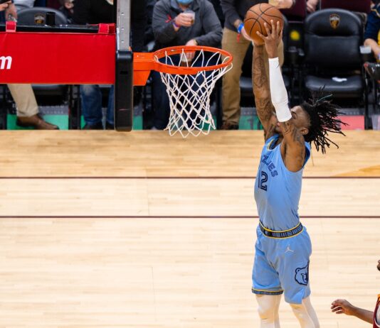 NBA: Kolejny chętny po Ja Moranta. Właściciel nie boi się sięgać po wielkie nazwiska