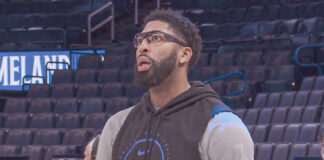 NBA: Davis i Reaves kończą święta z kontuzjami