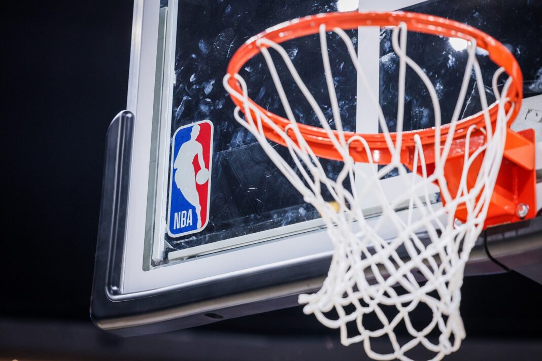 hala mecz NBA arena kibice kosz boisko basket