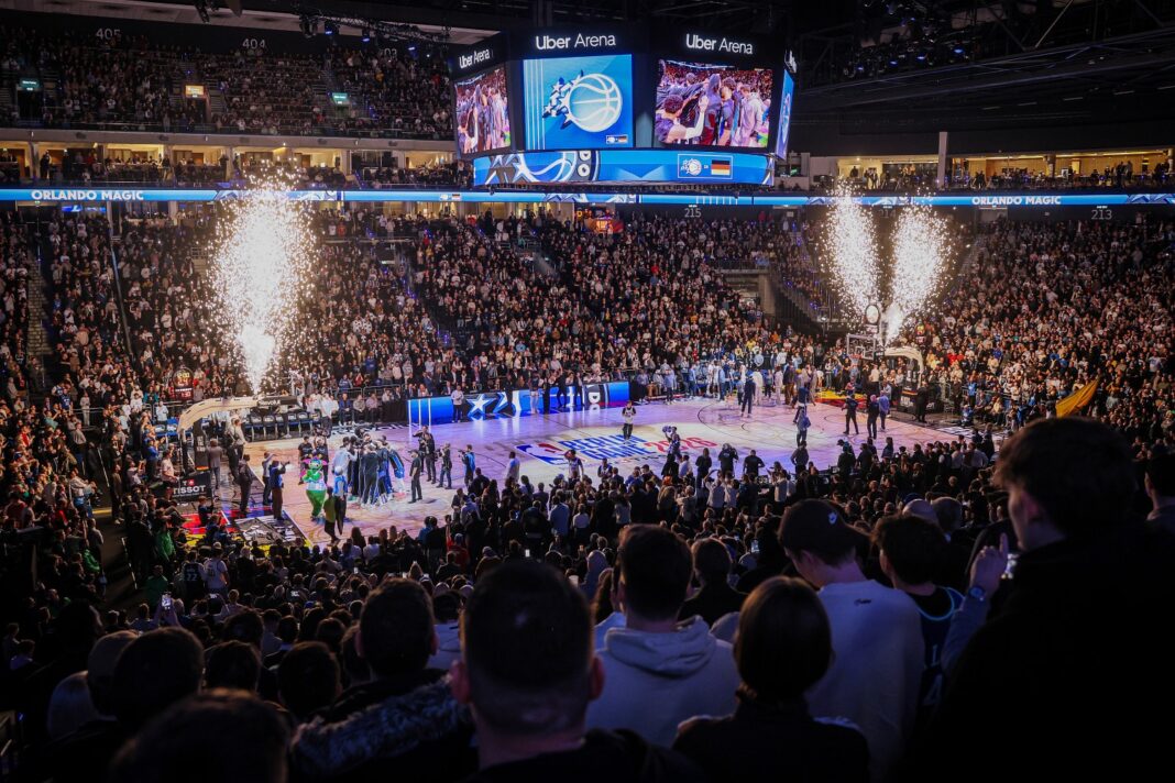 hala mecz NBA arena kibice boisko basket