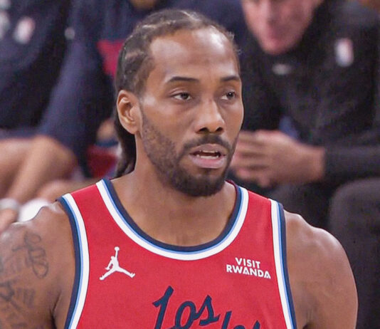 NBA: Kawhi Leonard nie dokończył meczu. Poważniejszy problem?