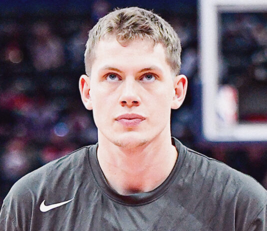 NBA: Ponad rok czekał na powrót! Dostał owację na stojąco