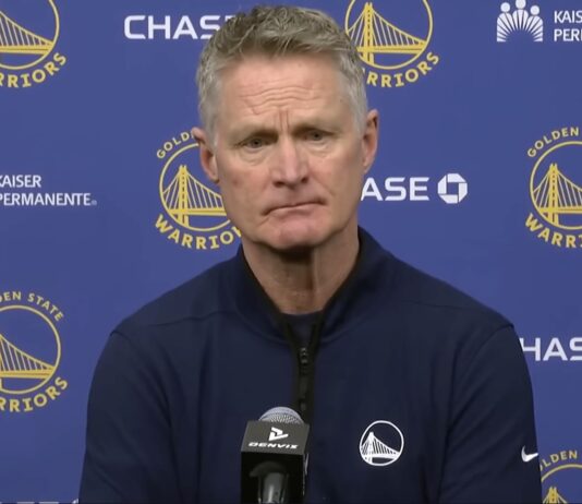 NBA reaguje na protesty. Steve Kerr ostrzega przed kryzysem w USA