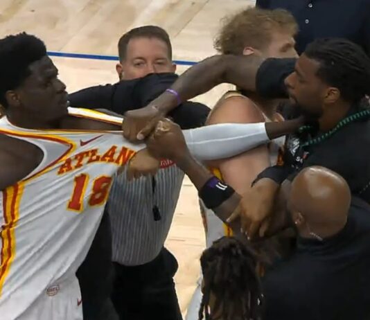 NBA: Wrzało nie tylko w Charlotte. Dwóch graczy usuniętych z boiska!