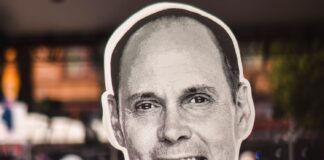 NBA: To koniec! Barkley nie mógł powstrzymać łez