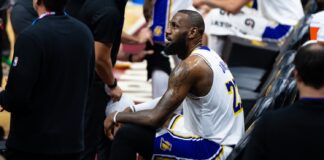 NBA: Czwarty klub gotowy na przyjęcie LeBrona! To byłby hit!