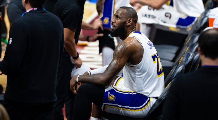 NBA: Czwarty klub gotowy na przyjęcie LeBrona! To byłby hit!