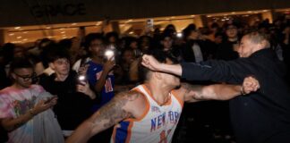 NBA: Dantejskie sceny w Nowym Jorku! Koszykarze apelują do kibiców